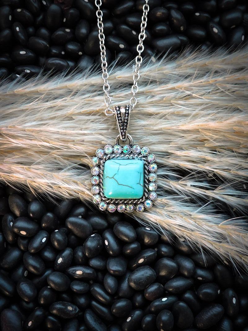 Ada Pendant Fashion  Necklace