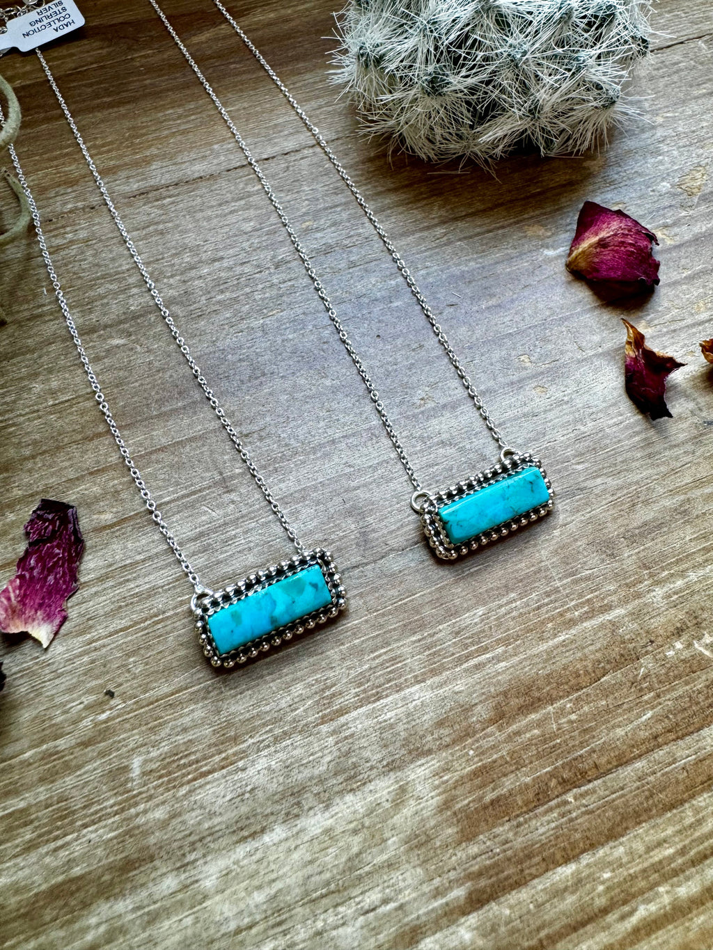 Kingman Turquoise bar with sterling chain