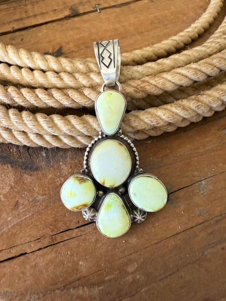 Palomino turquoise pendant