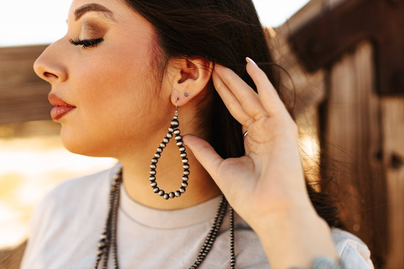 Navajo Pearl Teardrop EarringsSilverOS